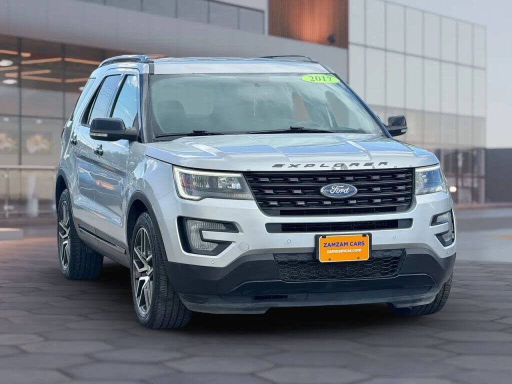 2017 FORD Explorer