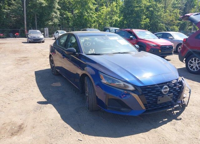 2023 NISSAN Altima