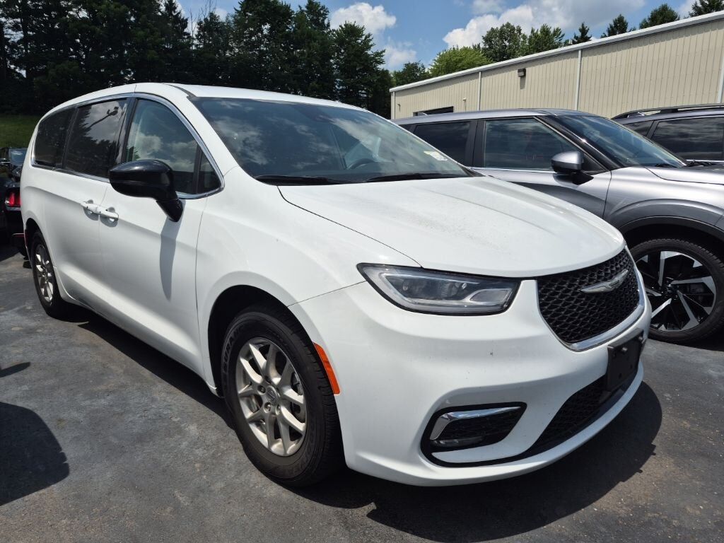 2024 CHRYSLER Pacifica