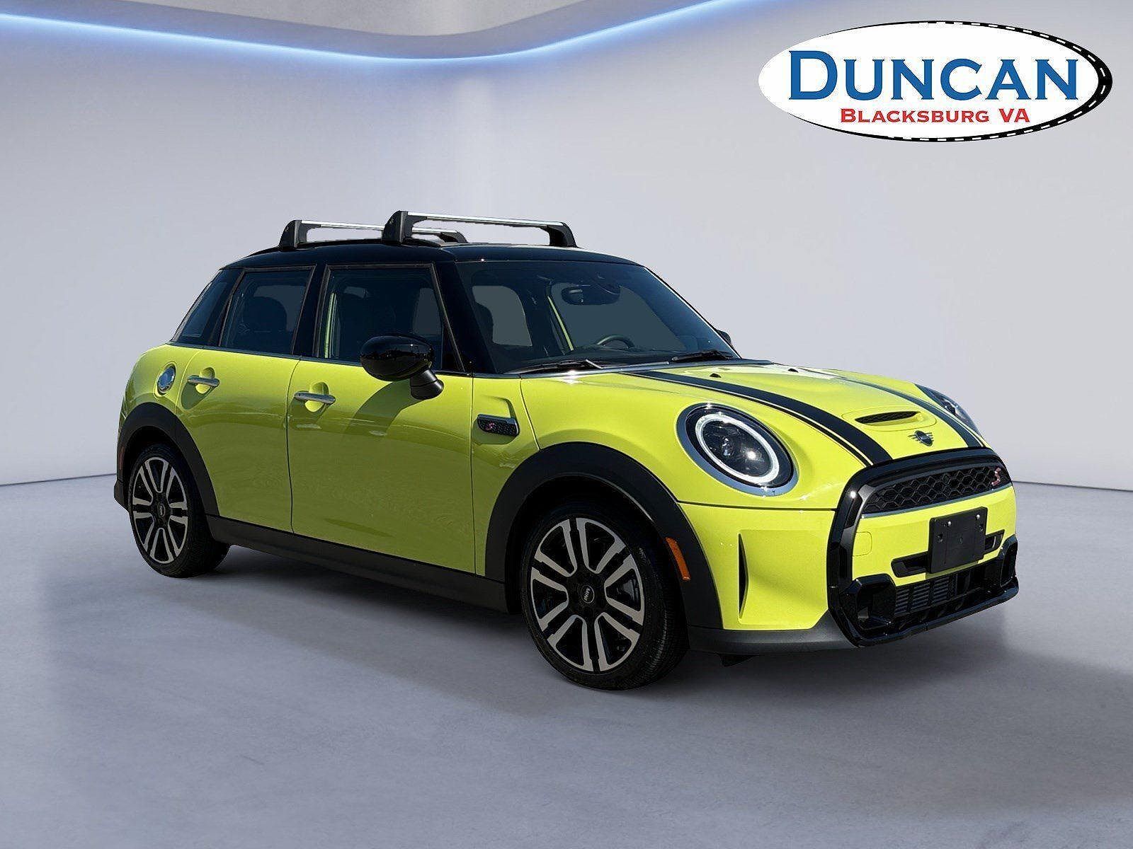 2023 MINI Hardtop