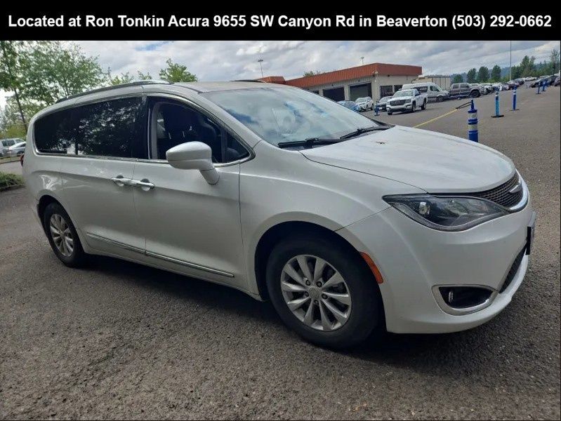 2019 CHRYSLER Pacifica