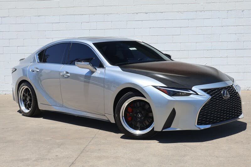 2023 LEXUS IS