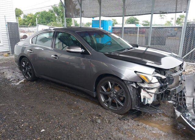 2014 NISSAN Maxima