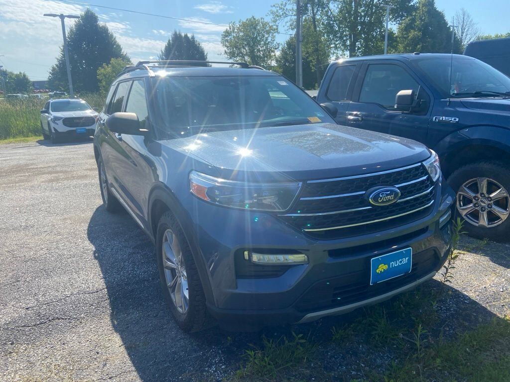 2021 FORD Explorer