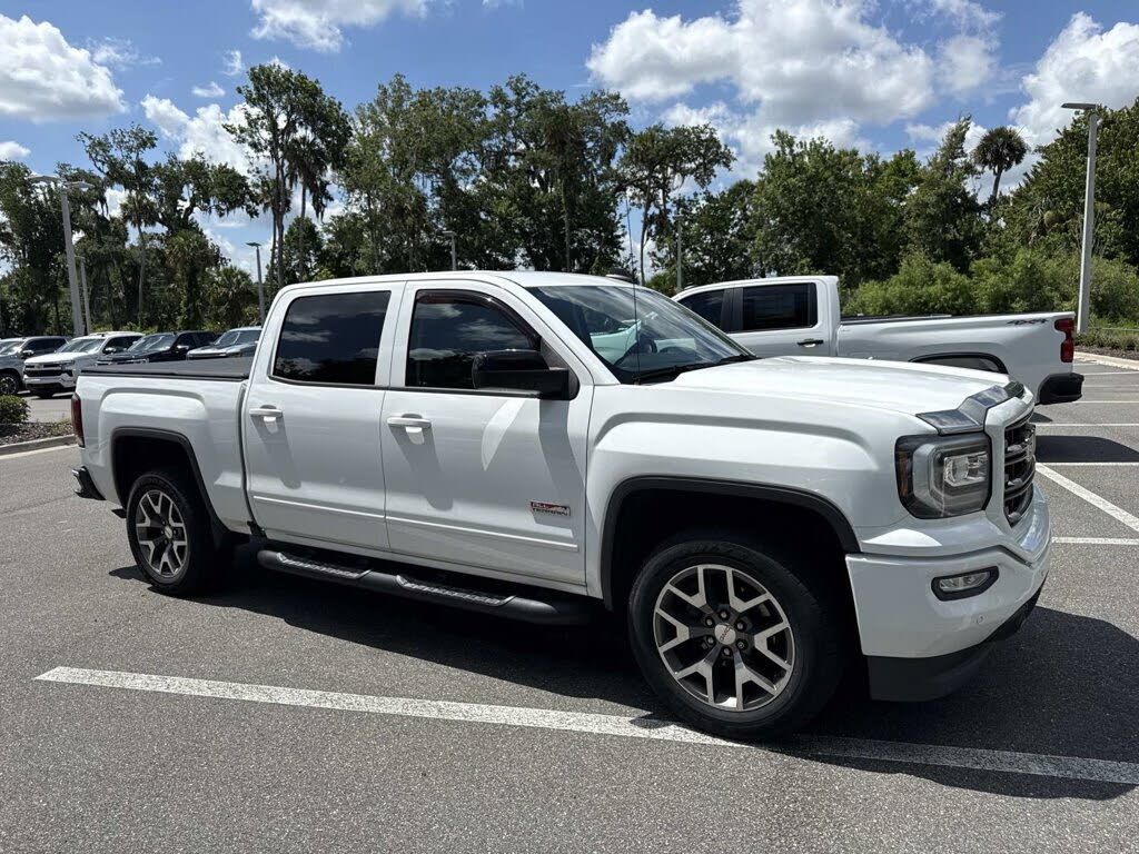 2017 GMC Sierra
