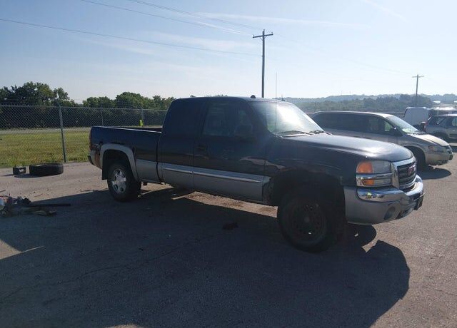 2005 GMC Sierra