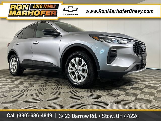 2024 FORD Escape