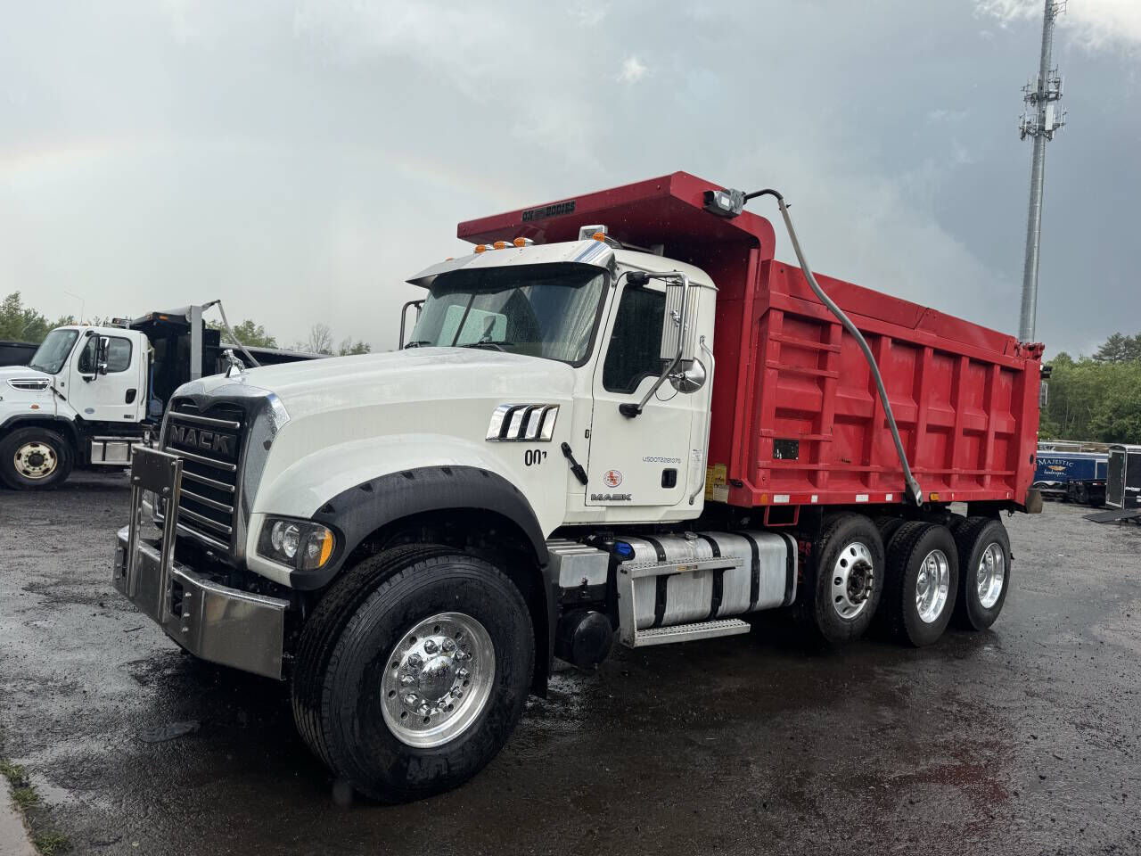 2018 MACK GU