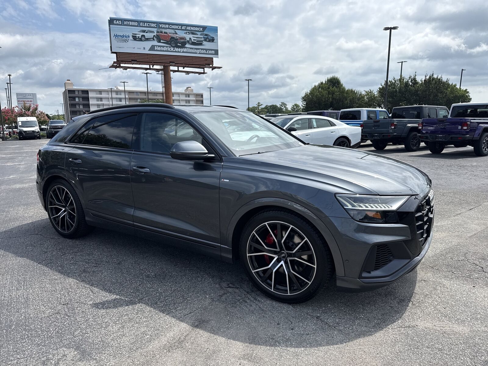 2019 AUDI Q8