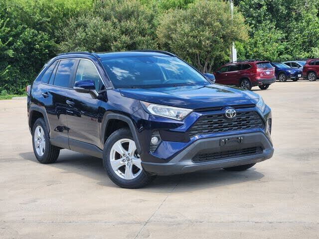 2019 TOYOTA RAV4