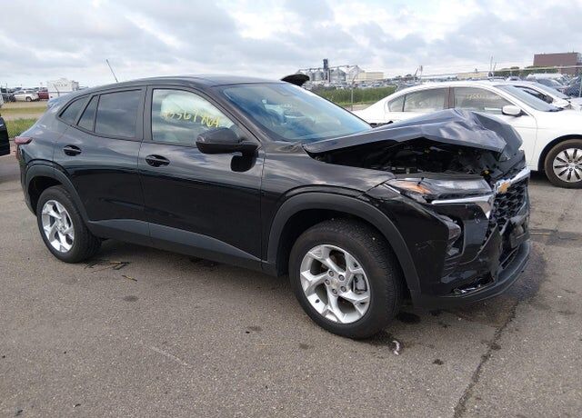 2024 CHEVROLET Trax
