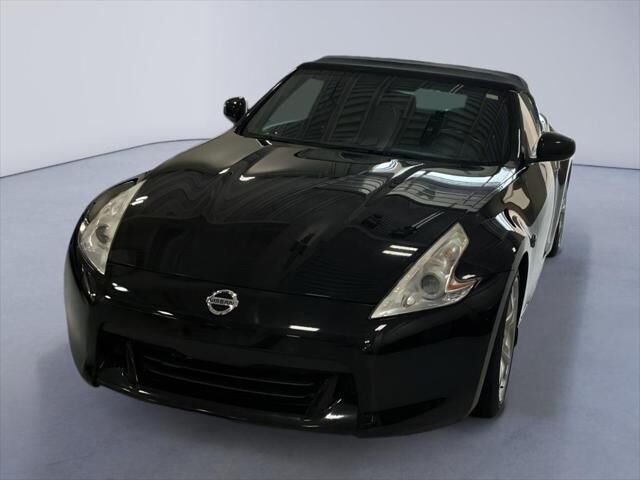 2012 NISSAN 370Z