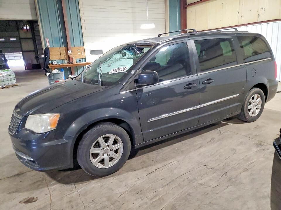 2011 CHRYSLER Town and Country