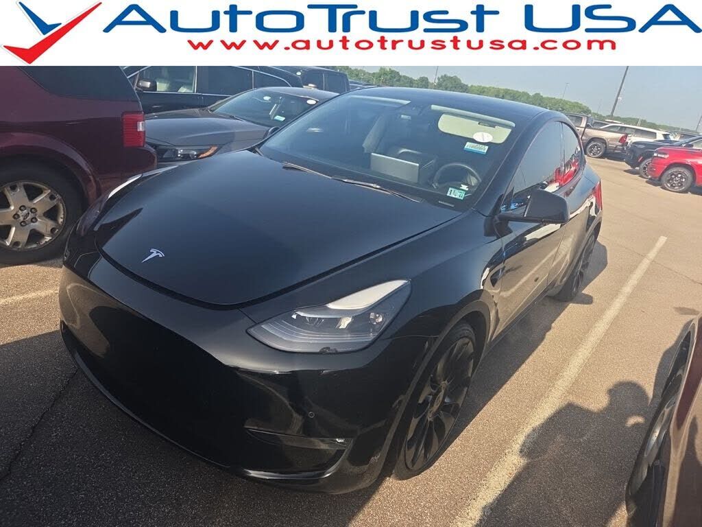 2022 TESLA Model Y