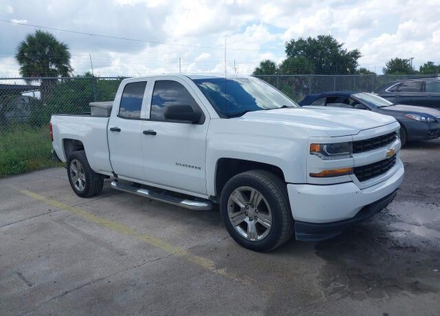 2017 CHEVROLET Silverado
