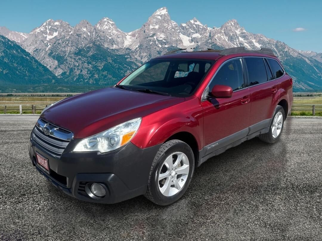 2013 SUBARU Outback