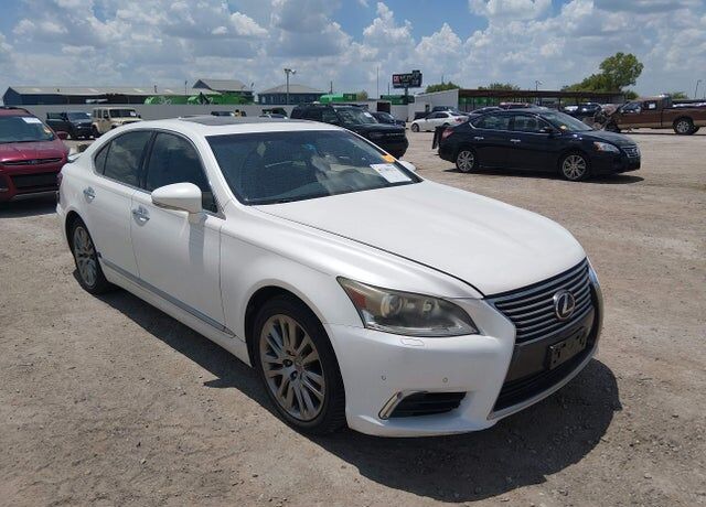 2013 LEXUS LS