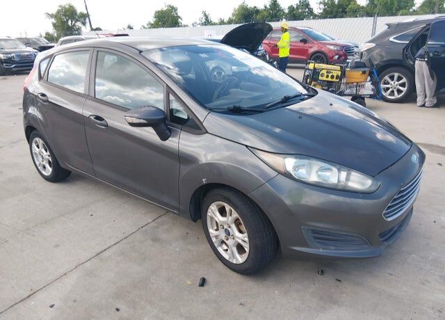 2015 FORD Fiesta
