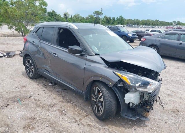2019 NISSAN Kicks