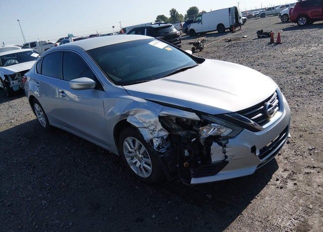 2016 NISSAN Altima