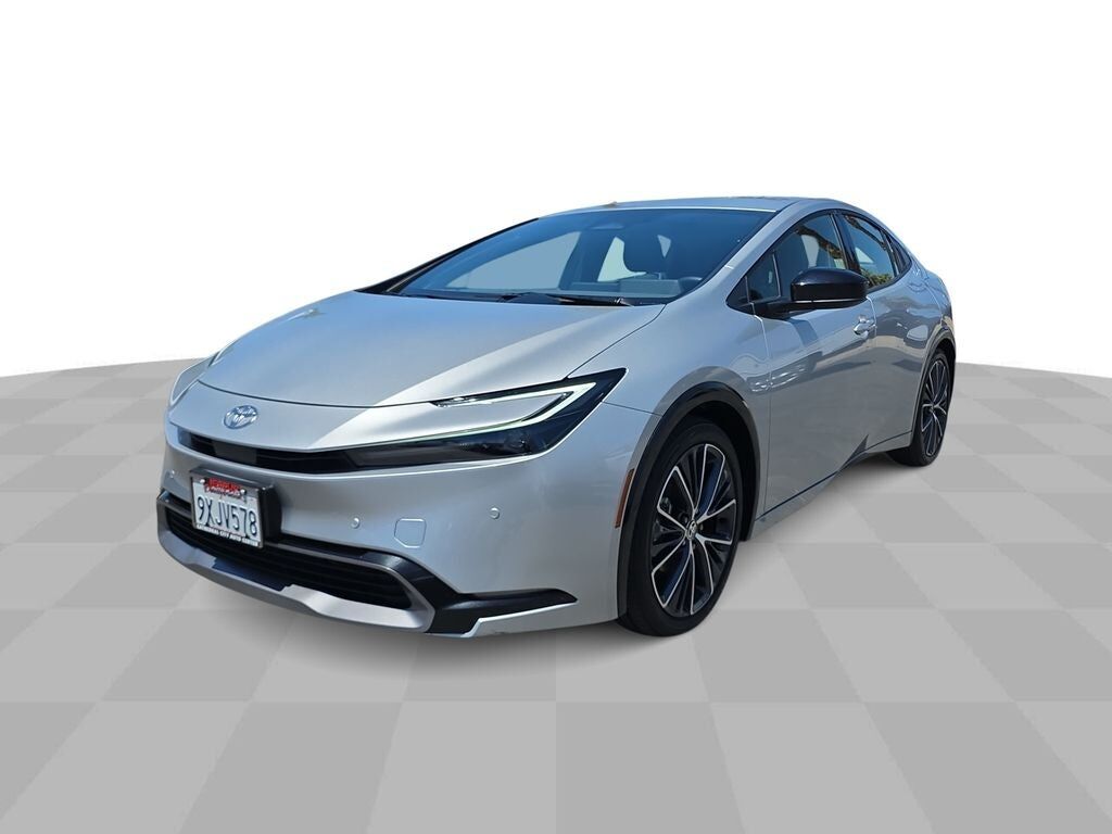 2026 TOYOTA PRIUS