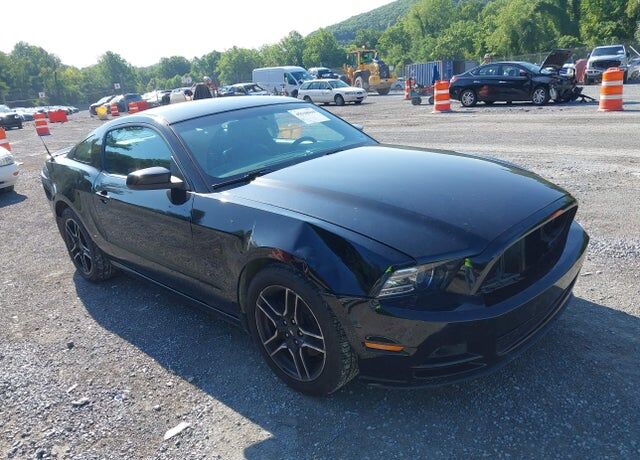 2013 FORD Mustang
