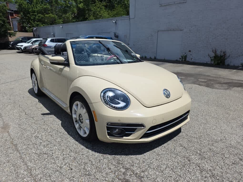 2019 VOLKSWAGEN Beetle