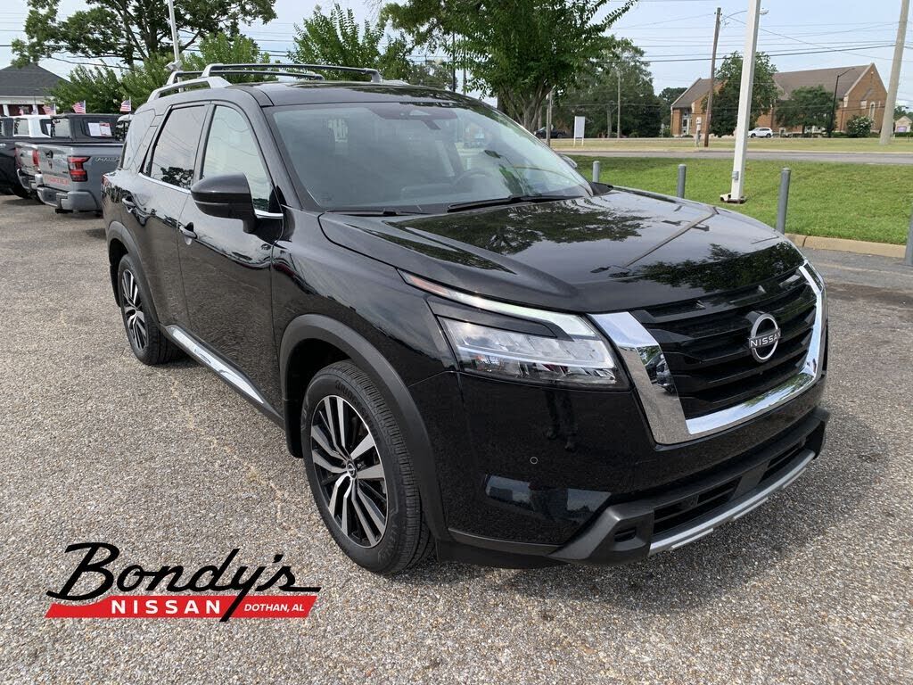 2024 NISSAN Pathfinder