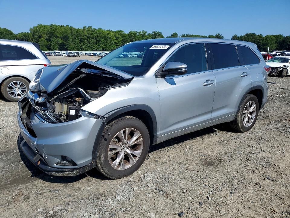 2016 TOYOTA Highlander