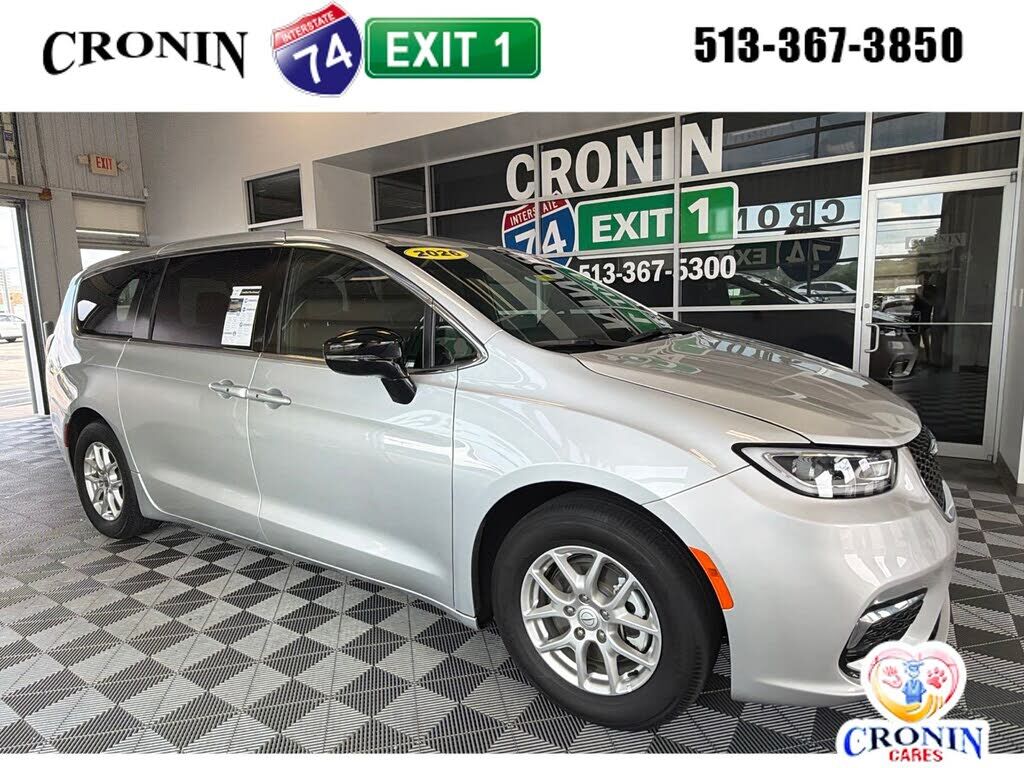 2026 CHRYSLER Pacifica