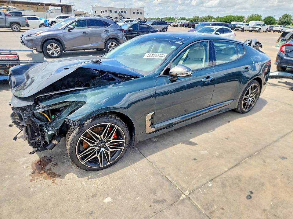 2022 KIA Stinger