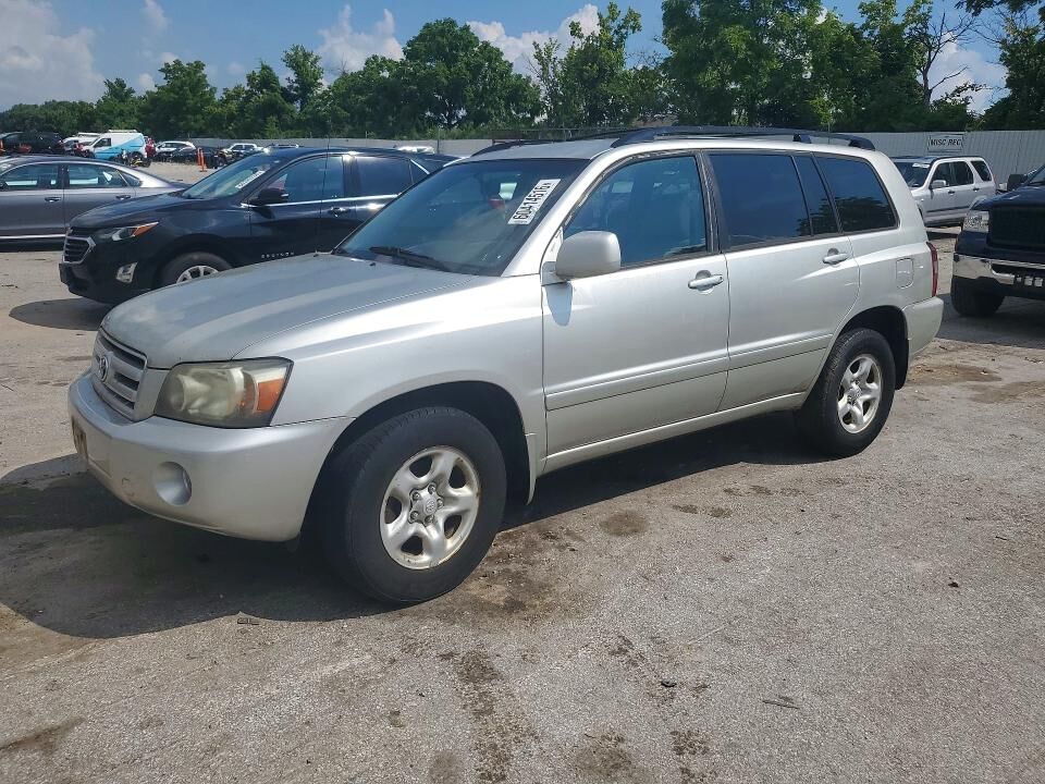 2005 TOYOTA Highlander