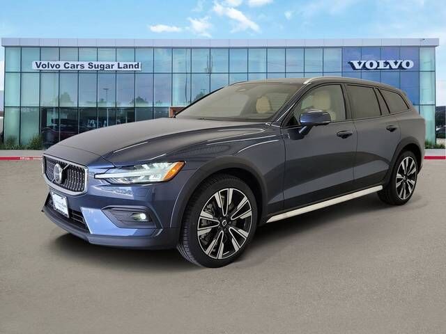 2026 VOLVO V60CC