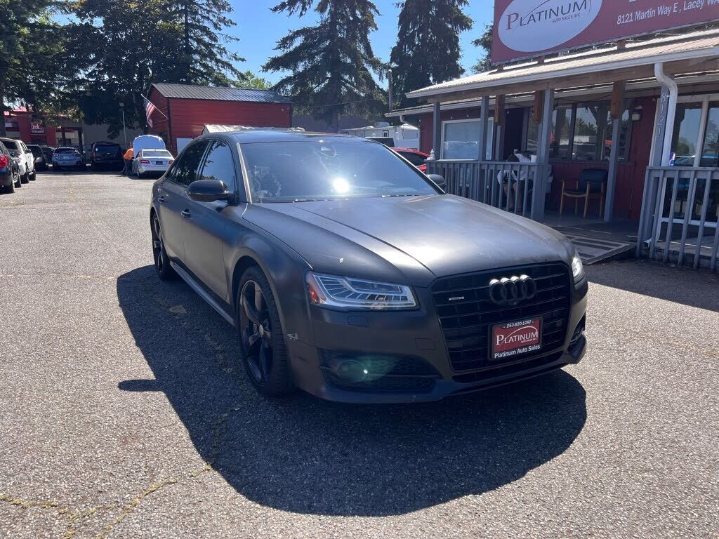 2017 AUDI A8