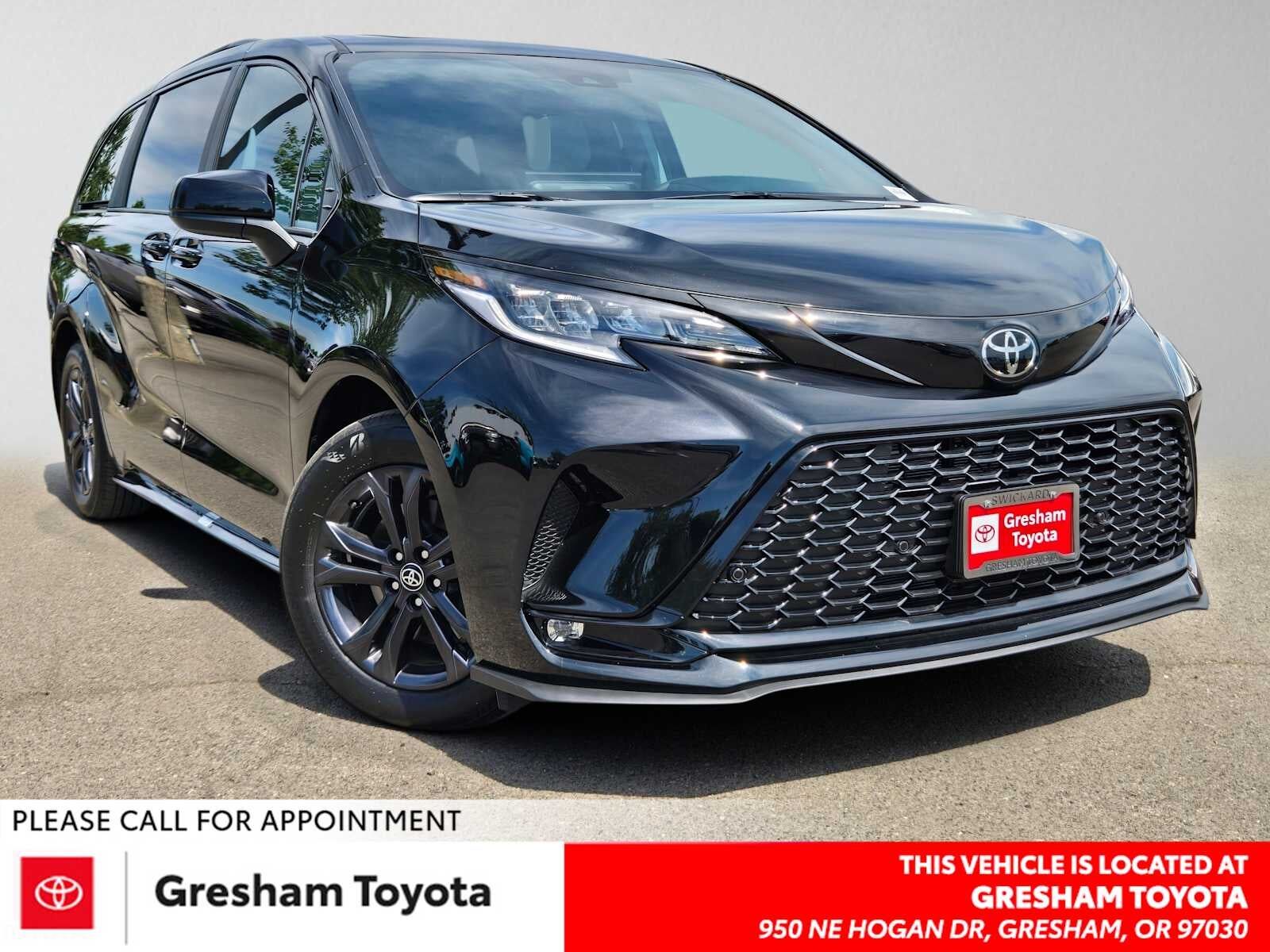 2026 TOYOTA Sienna