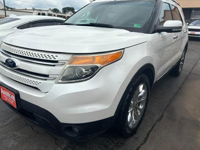 2015 FORD Explorer