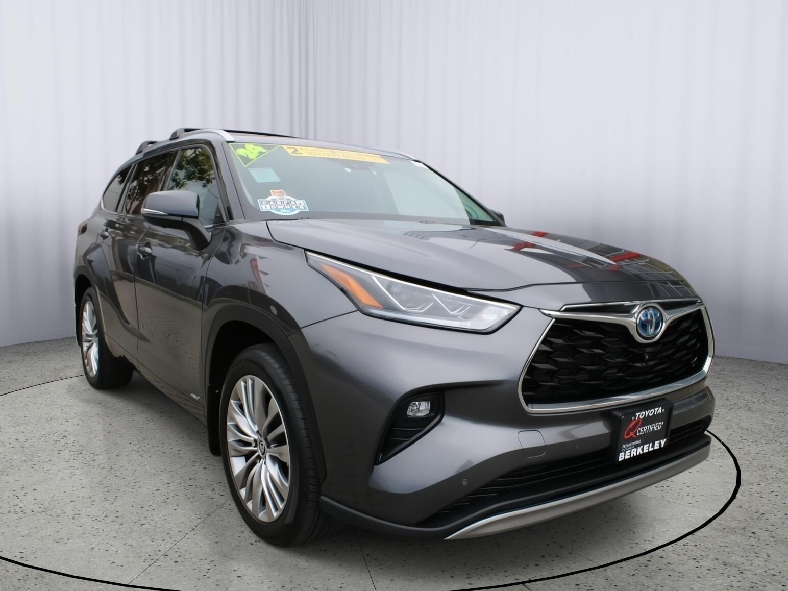 2024 TOYOTA Highlander