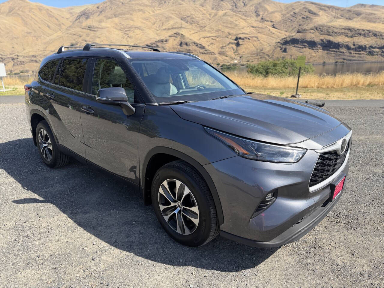2023 TOYOTA Highlander