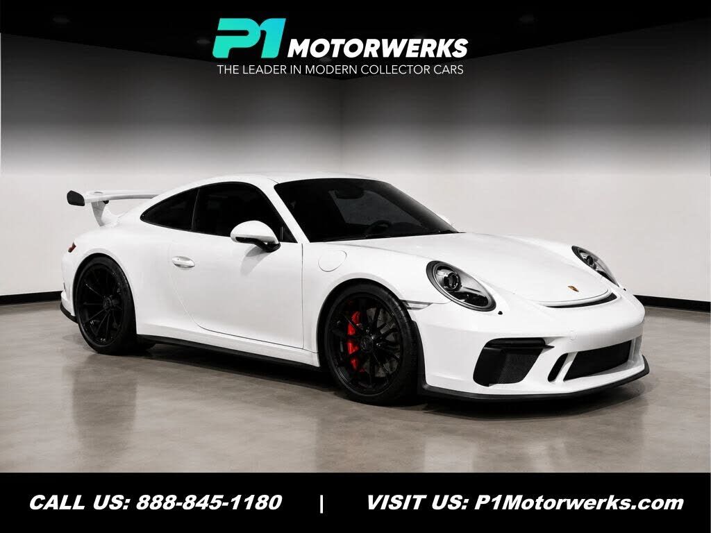 2018 PORSCHE 911