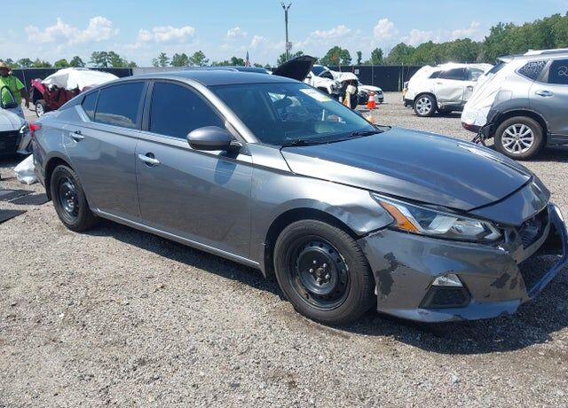 2021 NISSAN Altima