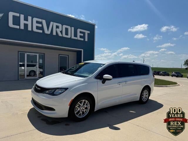 2022 CHRYSLER Pacifica