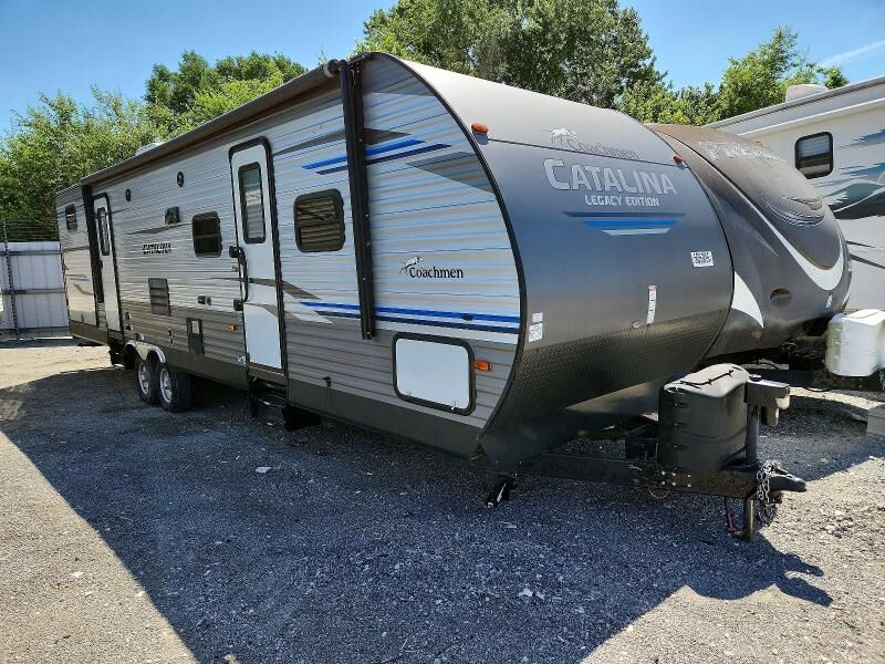 2019 FOREST RIVER Catalina