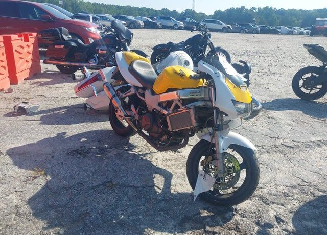 1999 HONDA VTR1000F