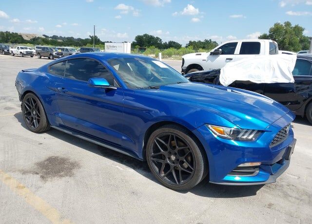 2017 FORD Mustang