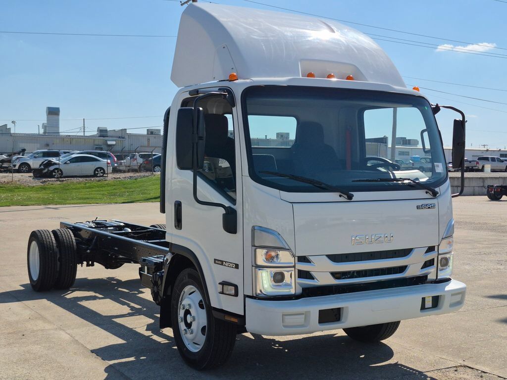 2026 ISUZU NQR
