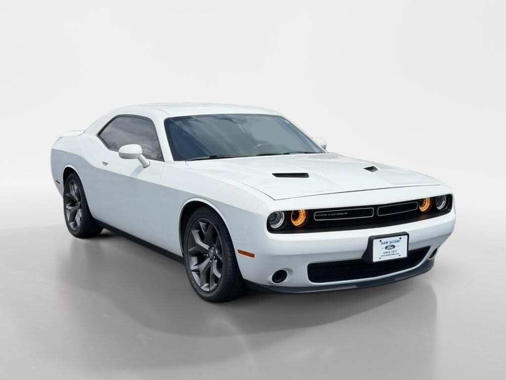 2016 DODGE Challenger