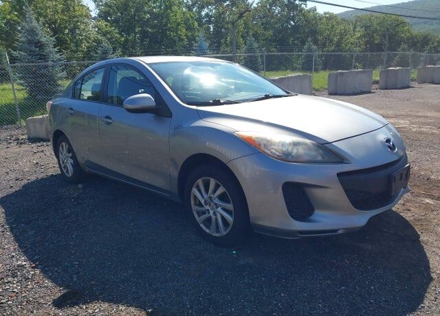 2012 MAZDA Mazda3