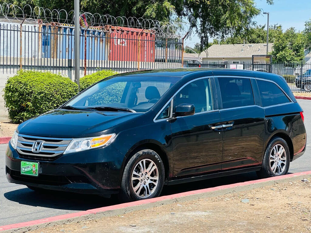 2011 HONDA Odyssey