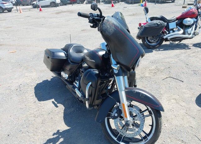 2015 HARLEY DAVIDSON Street Glide Special