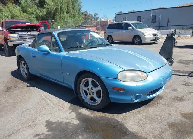2000 MAZDA MX-5